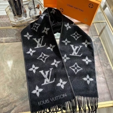 Louis Vuitton Caps Scarfs